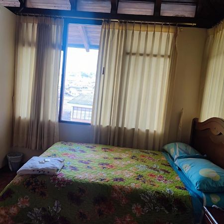 Hostal El Confort Quito Norte Extérieur photo