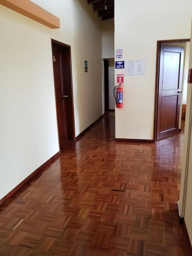Hostal El Confort Quito Norte Extérieur photo