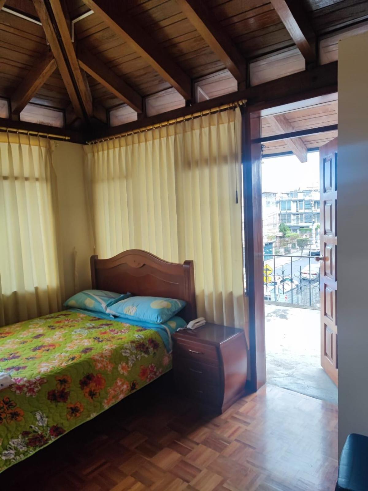 Hostal El Confort Quito Norte Extérieur photo